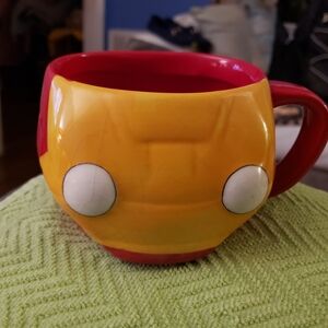 FUNKO POP!  2015 Collectible Mug OF BRIGHT  Red and Yellow COLORS MARVELS IRON M